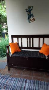 A bed or beds in a room at Kerékpáros és Zarándok Vendégház