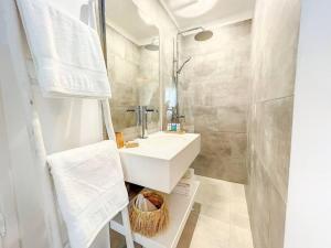 Bagno di Villa les Yuccas, private pool, 5 min from Grand Case