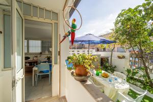 A balcony or terrace at Monolocale Gio