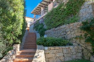 Φωτογραφία από το άλμπουμ του Appartamento Vista Mare 3 Min Porto Cervo σε Liscia di Vacca