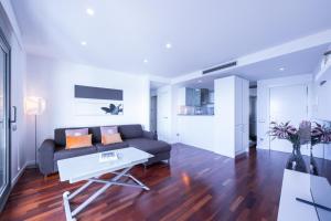 Kuchyňa alebo kuchynka v ubytovaní NC APARTMENTS Ático Canyelles Mar - 5 PAX