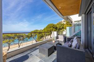 Balkón alebo terasa v ubytovaní NC APARTMENTS Ático Canyelles Mar - 5 PAX