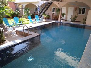 Swimming pool sa o malapit sa Hotel Dalinky