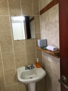 Koupelna v ubytování Residencial Santa Catalina Pedasi + 27 fotografií