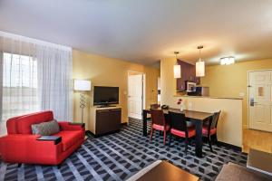 Χώρος καθιστικού στο TownePlace Suites by Marriott Tulsa Broken Arrow