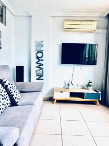 TV a/nebo společenská místnost v ubytování Payma Apartments Benidorm