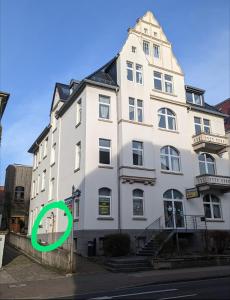 Galeriebild der Unterkunft Luxuriöses Penthouse mit Dachterrasse & Massagesessel EM-APARTMENTS DEUTSCHLAND in Bielefeld