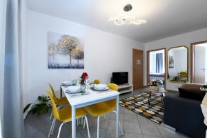 Fotografie z fotogalerie ubytování Aria Apartment - Free Parking v destinaci Bioggio