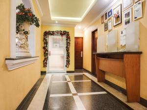 Móttaka eða anddyri á BI Executive Hotel
