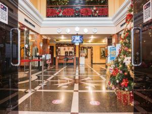 Vstupní hala nebo recepce v ubytování BI Executive Hotel