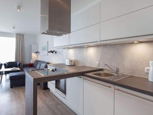 Kuchyň nebo kuchyňský kout v ubytování 6 Personen Ferienhaus in Wendtorf