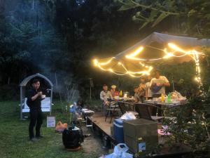Fotografija u galeriji objekta 秋憶木屋 u gradu Gukeng +37 fotografija