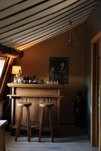 Lounge nebo bar v ubytování A la Caravelle