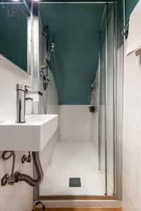 A bathroom at Casa Pratello