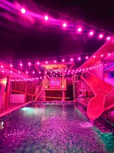 Bazén v ubytování Slumber Party Krabi nebo v jeho okolí