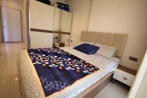 Säng eller sängar i ett rum på Konak Terrace - 50m to sea - Luxury&Location