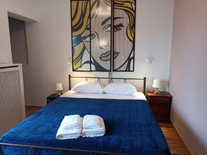 Postel nebo postele na pokoji v ubytování Full Acropolis View Apartment
