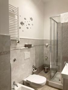 A bathroom at La Boa B&B