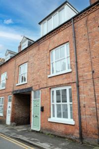 Budova, kde se prázdninový dům nachází