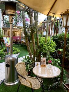 Um jardim em Lima Wari Hotel Boutique