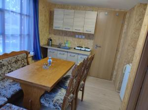 Cucina o angolo cottura di Lesní chaty "Hogo Fogo"