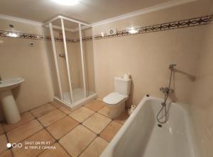 Et badeværelse på Casa Ginesta