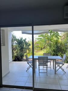 Balcony o terrace sa Appart Calme Vue Mer