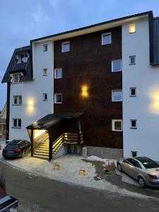 Το κτήριο όπου στεγάζεται  το διαμέρισμα