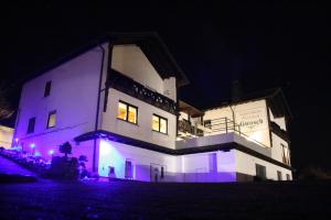 Gallery image of Moselpension Gwosch in Bruttig-Fankel