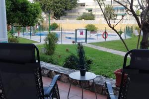 Ogród w obiekcie Beautiful apartment in La Carihuela, Torremolinos