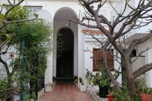 Fasada lub wejście do obiektu Beautiful apartment in La Carihuela, Torremolinos