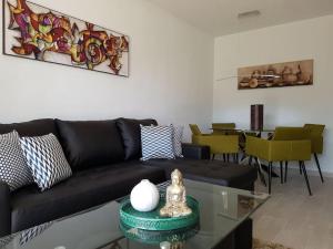 Część wypoczynkowa w obiekcie Beautiful apartment in La Carihuela, Torremolinos