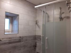 Kúpeľňa v ubytovaní Maison du Soleil chez Isa