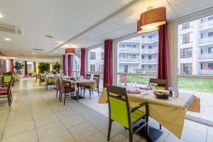 Ruang duduk di Zenao Appart'hôtels Strasbourg