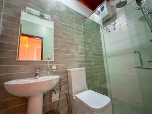 Ένα μπάνιο στο Emirates Luxury Apartments (Glen Fall Residencies) +22 φωτογραφίες