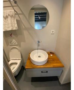 A bathroom at Taxim No18 Boutique Hotel