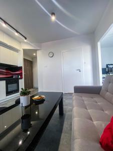 Kuchyňa alebo kuchynka v ubytovaní Apartament Manhattan City Center