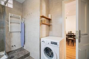 Zdjęcie z galerii obiektu Apartamento La Latina II w Madrycie