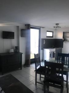 Fotografia z galérie ubytovania Maison ville 50m2 5 personnes v destinácii Saint-Pierre-des-Corps