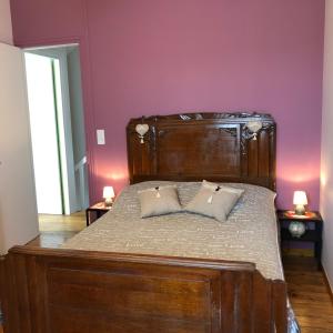 Posteľ alebo postele v izbe v ubytovaní Le Logis du Gast chambre rose