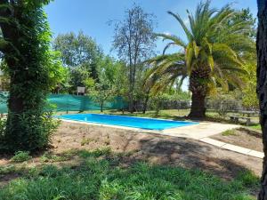 La pileta dentro o cerca de Casa Quinta Las Casuarinas 3 fotos más
