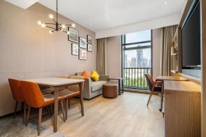 Khu vực ghế ngồi tại Home2 Suites by Hilton Shenzhen Nanshan Science & Technology Park