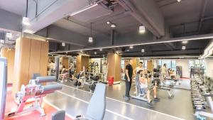 Fitness centrum a/nebo fitness zařízení v ubytování Guangzhou Shi Liu Hotel