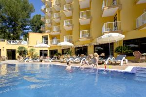 Gallery image of Hotel Morlans in Paguera