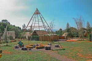 Yellowstone Camps Resort Khao Yai外面的花园