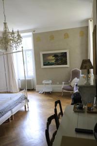 Posteľ alebo postele v izbe v ubytovaní Chateau de Viviez
