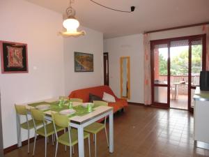 A seating area at Condominio Sovego