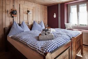 Postel nebo postele na pokoji v ubytování Nostalgie Bed & Breakfast Chrämerhus