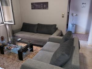 Fotografia z galérie ubytovania Airport's Close, Cozy Flat for 6 Persons v destinácii Markopoulon + 16 fotografií
