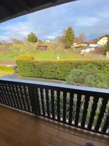 Balkón nebo terasa v ubytování Ferienzimmer - Mespelbrunn + 2 fotografie